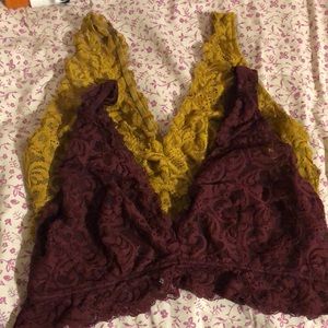 2 bralettes